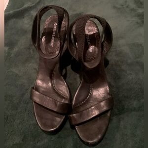 Johnston & Murphy Ankle Strap wedge heels black leather glove strap GUC size 8